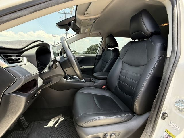 TOYOTA豐田 RAV4  第14張相片