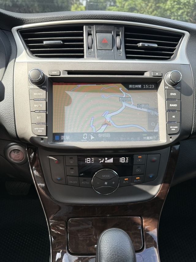 NISSAN日產 SENTRA  第6張相片
