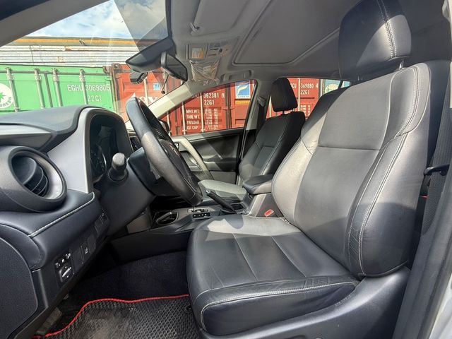TOYOTA豐田 RAV4  第3張相片