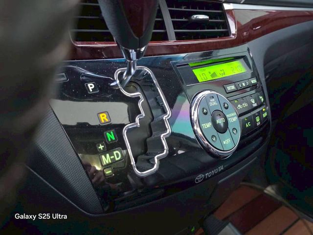 TOYOTA豐田 PREVIA  第3張相片