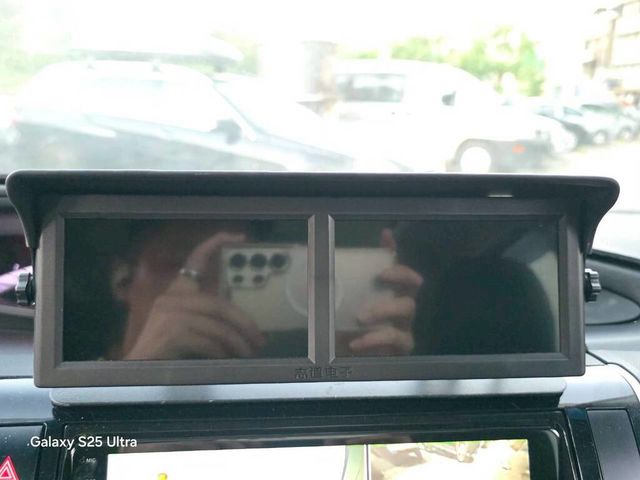 TOYOTA豐田 PREVIA  第6張相片