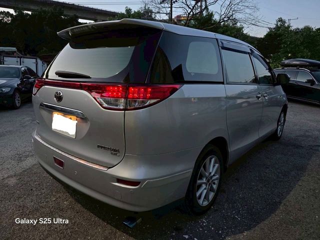 TOYOTA豐田 PREVIA  第14張相片