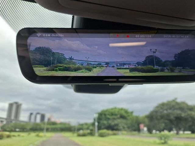 LEXUS凌志 RX300  第11張相片