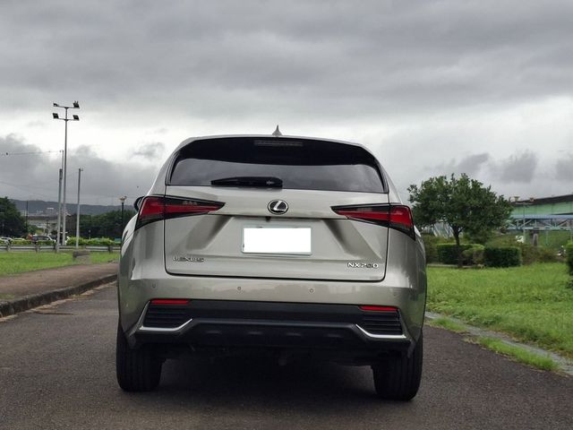 LEXUS凌志 NX200  第4張相片