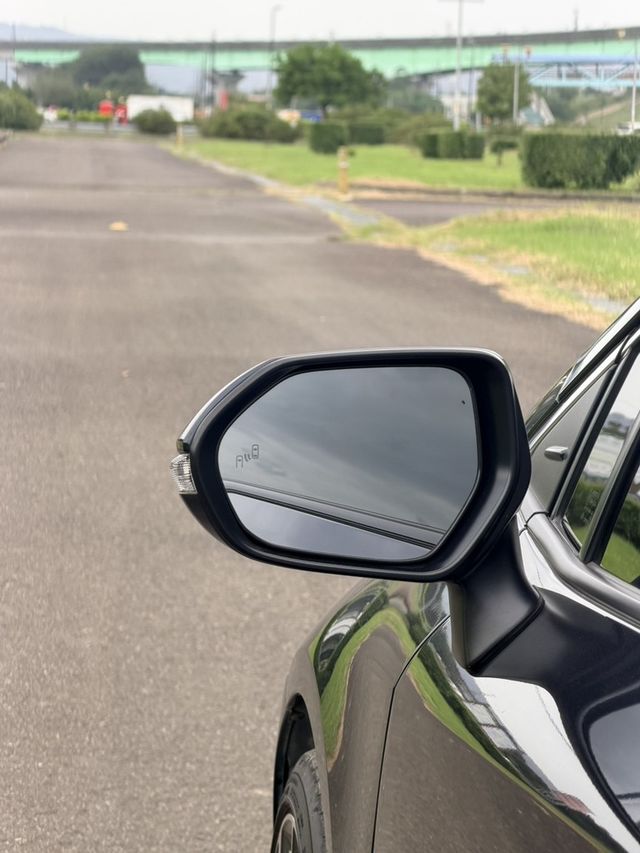 TOYOTA豐田 COROLLA SPORT  第5張相片