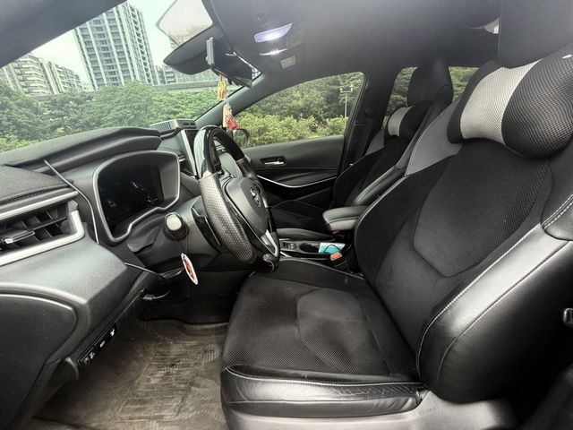 TOYOTA豐田 COROLLA SPORT  第6張相片