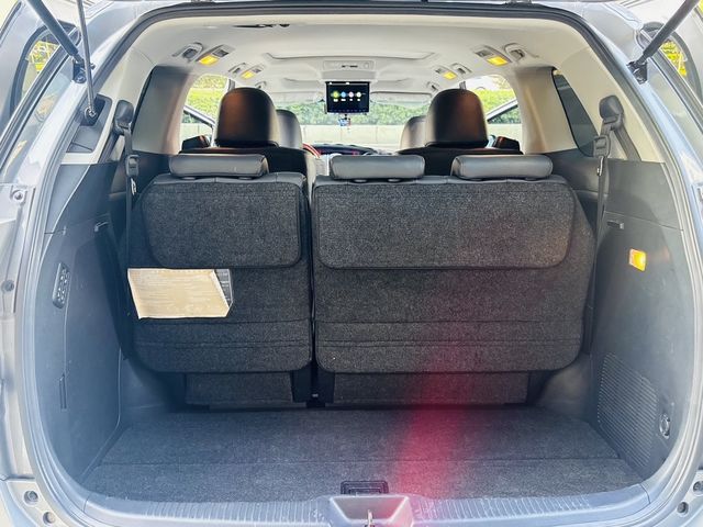 TOYOTA豐田 PREVIA  第13張相片