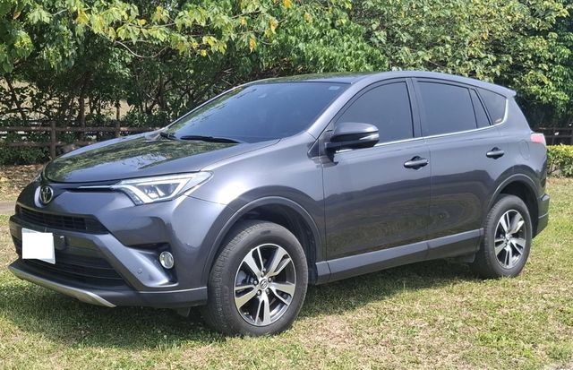 TOYOTA豐田 RAV4  第2張相片