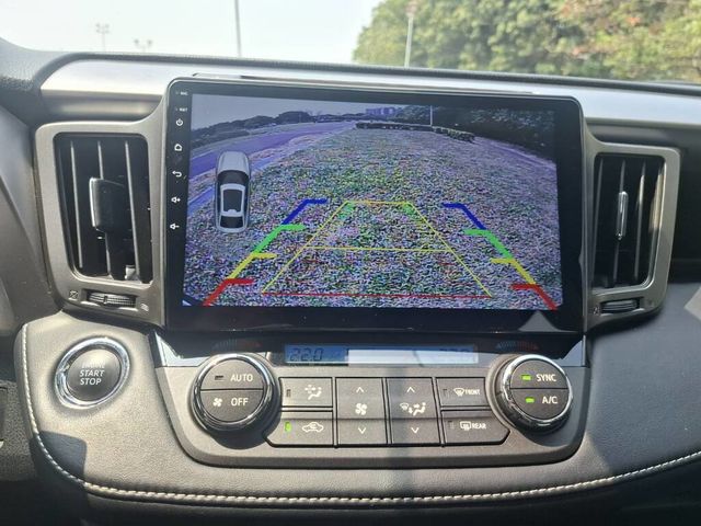 TOYOTA豐田 RAV4  第10張相片