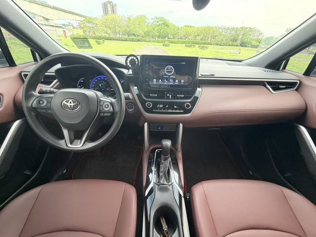 TOYOTA豐田 COROLLA CROSS HYBRID  第7張相片