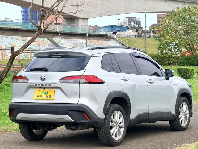 TOYOTA豐田 COROLLA CROSS HYBRID  第15張相片