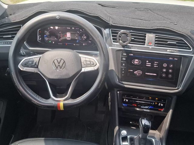 VOLKSWAGEN福斯 TIGUAN  第8張相片