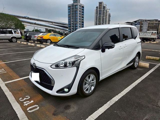 TOYOTA豐田 SIENTA  第1張相片