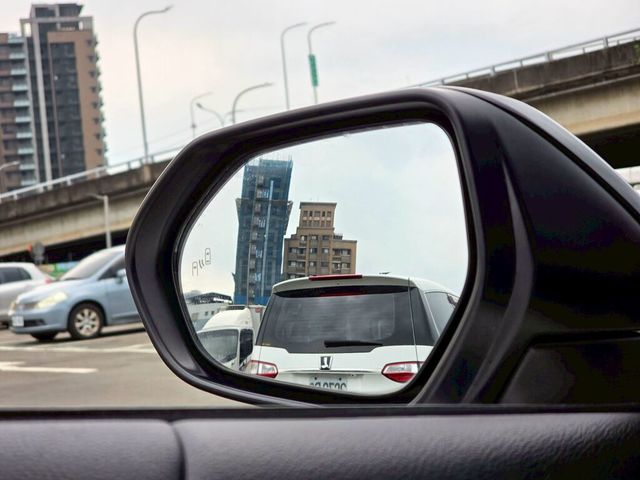 TOYOTA豐田 SIENTA  第6張相片