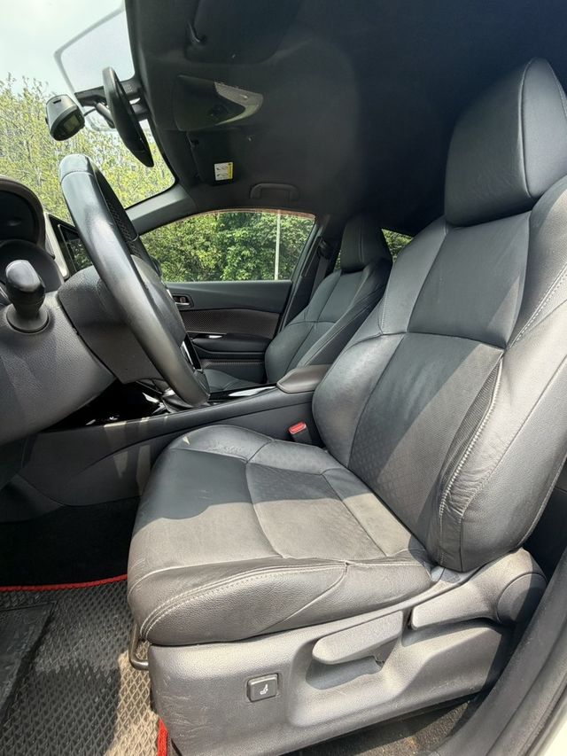 TOYOTA豐田 C-HR  第5張相片