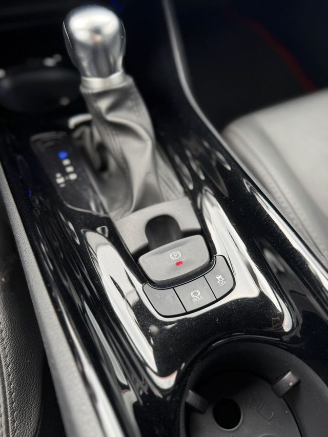 TOYOTA豐田 C-HR  第9張相片