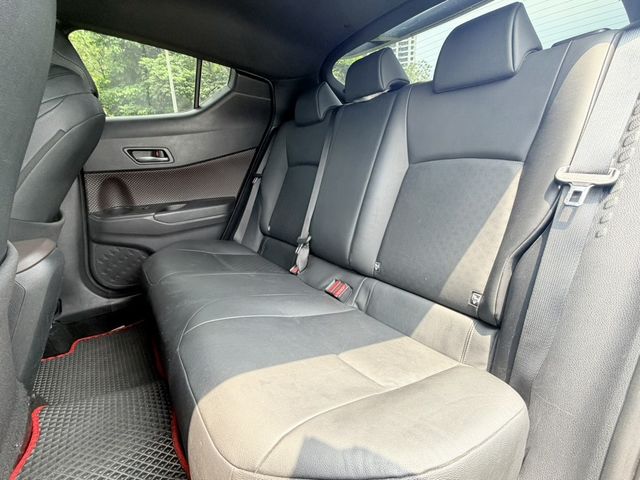 TOYOTA豐田 C-HR  第16張相片