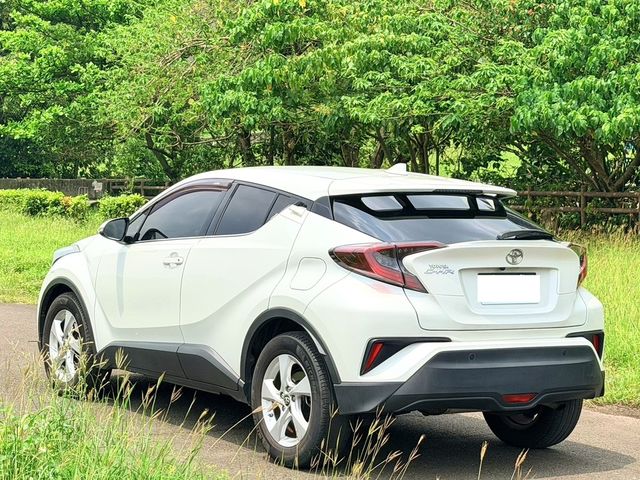 TOYOTA豐田 C-HR  第17張相片