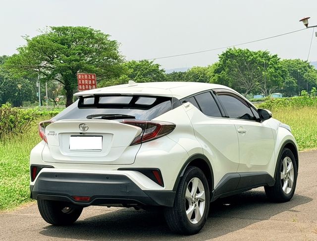 TOYOTA豐田 C-HR  第19張相片