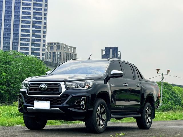 TOYOTA豐田 HILUX  第4張相片