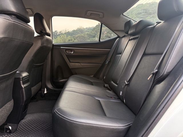 TOYOTA豐田 ALTIS  第9張相片