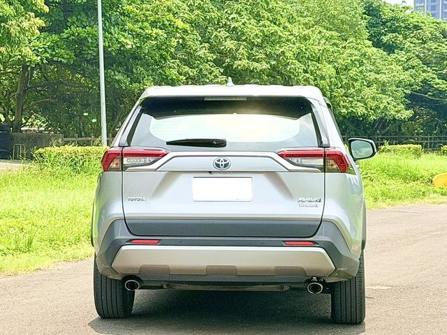 TOYOTA豐田 RAV4  第18張相片