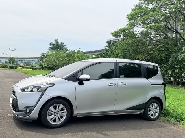 TOYOTA豐田 SIENTA  第5張相片