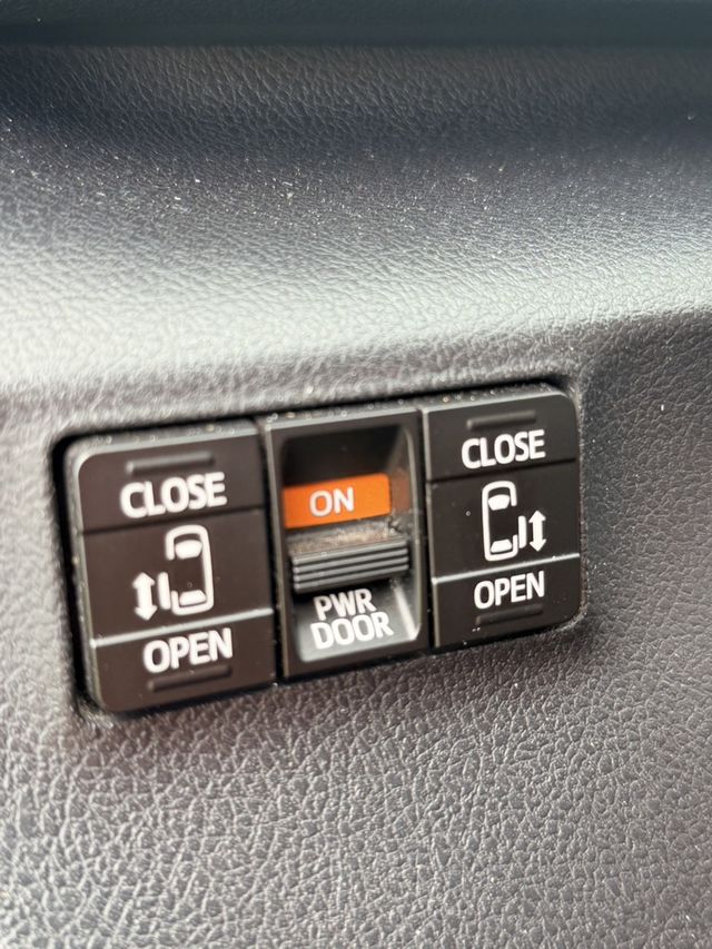 TOYOTA豐田 SIENTA  第10張相片