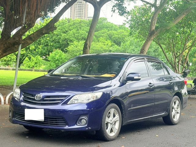 TOYOTA豐田 ALTIS  第1張相片