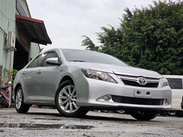 TOYOTA豐田 CAMRY HYBRID  第3張相片