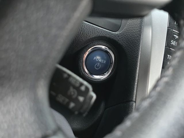 TOYOTA豐田 CAMRY HYBRID  第5張相片