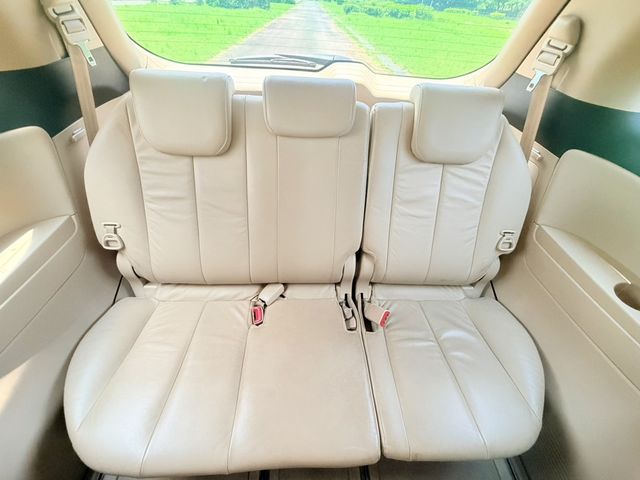 TOYOTA豐田 PREVIA  第11張相片