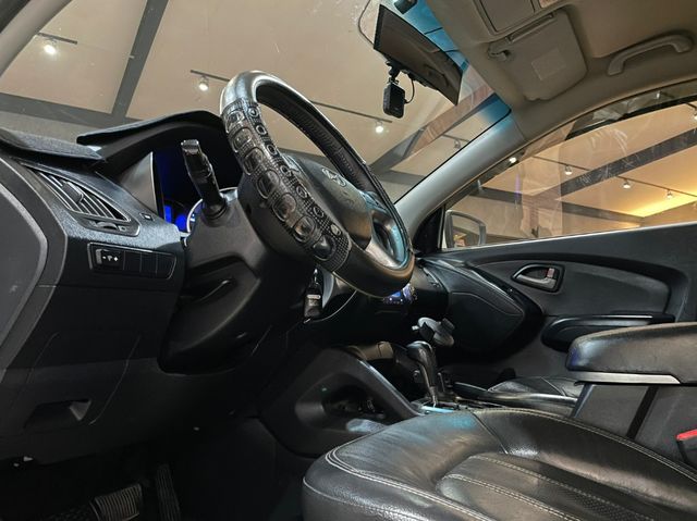 HYUNDAI現代 IX35  第12張相片