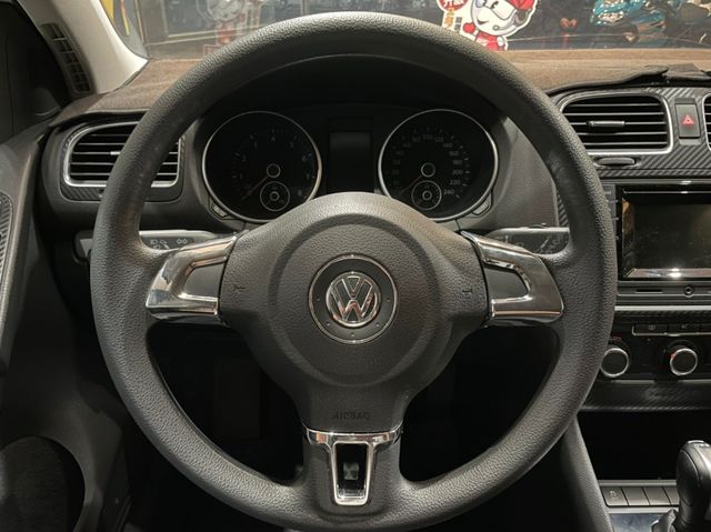 VOLKSWAGEN福斯 GOLF  第12張相片