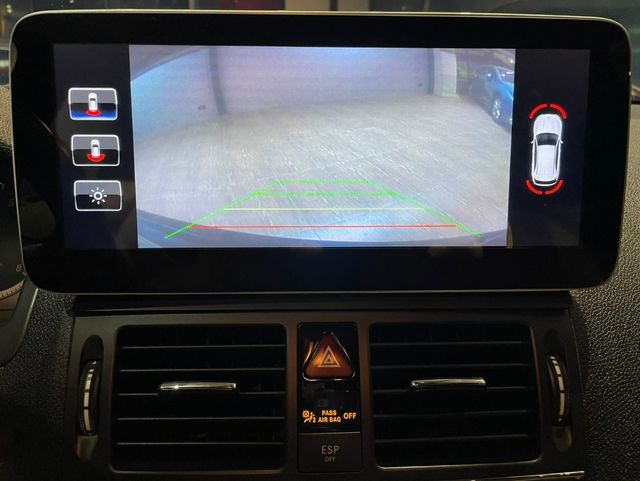 M-BENZ賓士 C300  第15張相片