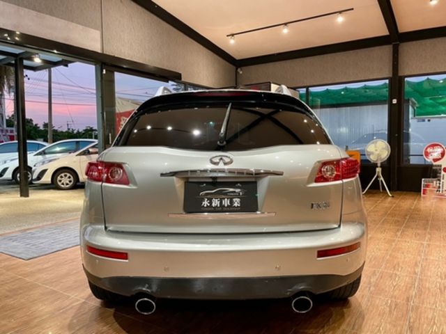 INFINITI無限 FX35  第6張相片