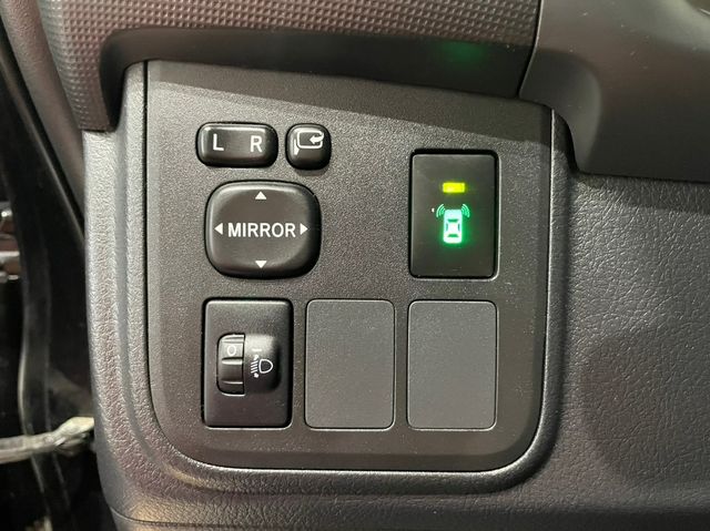 TOYOTA豐田 WISH  第12張相片