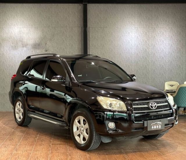 TOYOTA豐田 RAV4  第3張相片