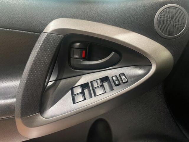 TOYOTA豐田 RAV4  第10張相片