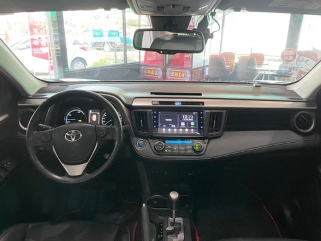TOYOTA豐田 RAV4  第9張相片