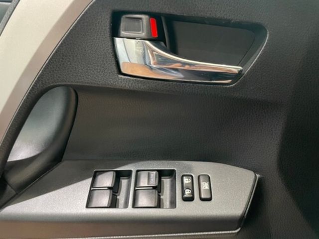 TOYOTA豐田 RAV4  第10張相片