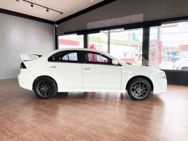 MITSUBISHI三菱 LANCER FORTIS  第3張相片