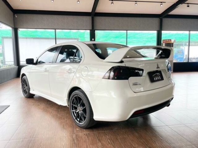 MITSUBISHI三菱 LANCER FORTIS  第4張相片
