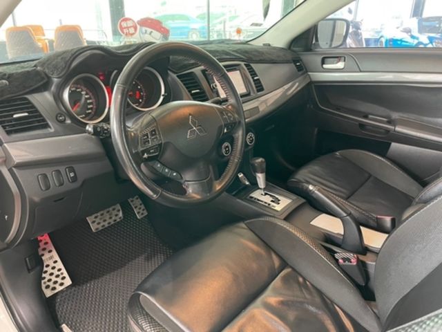MITSUBISHI三菱 LANCER FORTIS  第7張相片