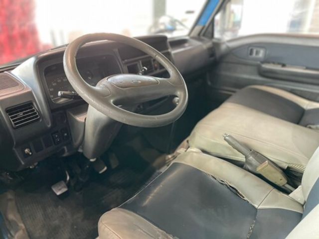 FORD福特 ECONOVAN  第6張相片