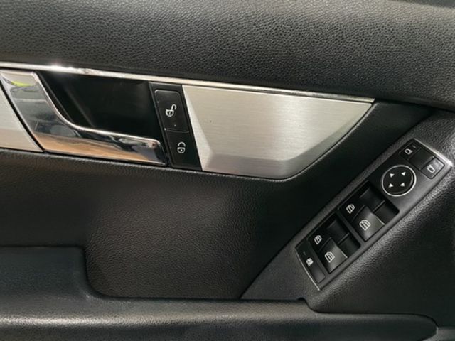 M-BENZ賓士 C300  第11張相片