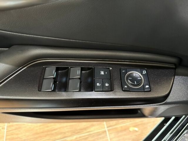 LEXUS凌志 ES300H  第7張相片