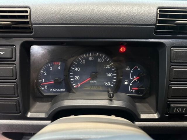 MITSUBISHI三菱 CANTER  第14張相片