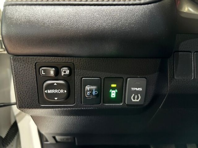 TOYOTA豐田 RAV4  第12張相片