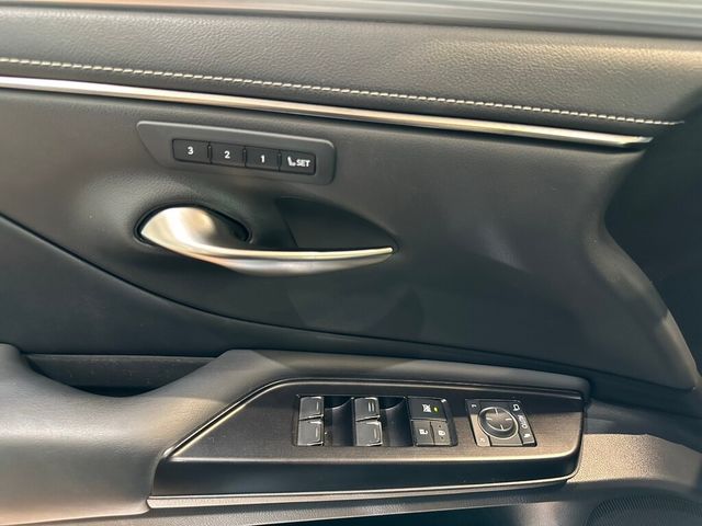 LEXUS凌志 ES250  第8張相片